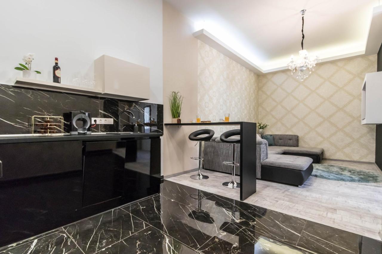 George'S Luxury Apartment At Danube Budapest Luaran gambar