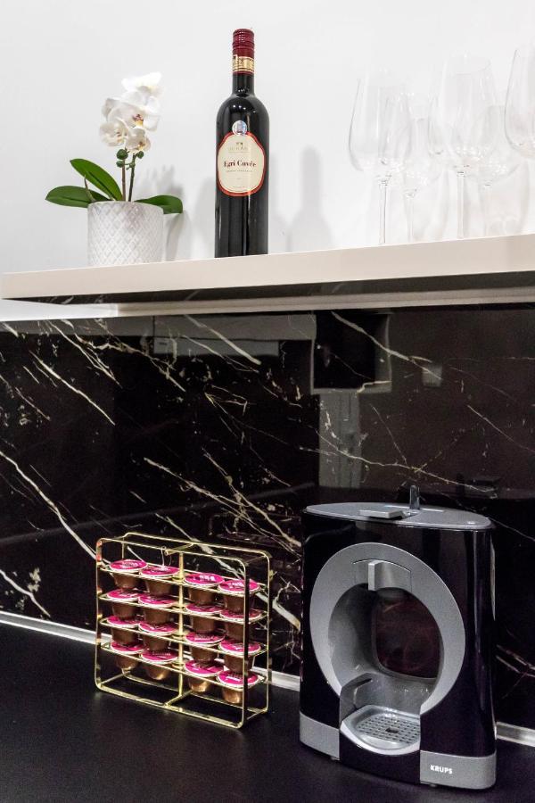 George'S Luxury Apartment At Danube Budapest Luaran gambar